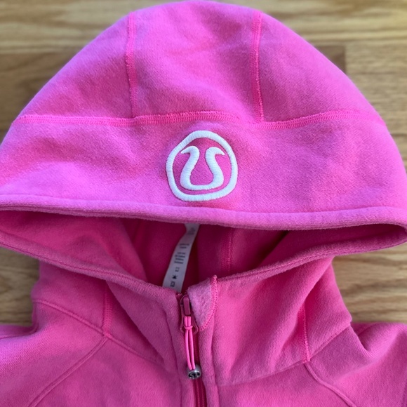 Lululemon Scuba Hoodie Vest (8) - Picture 3 of 9